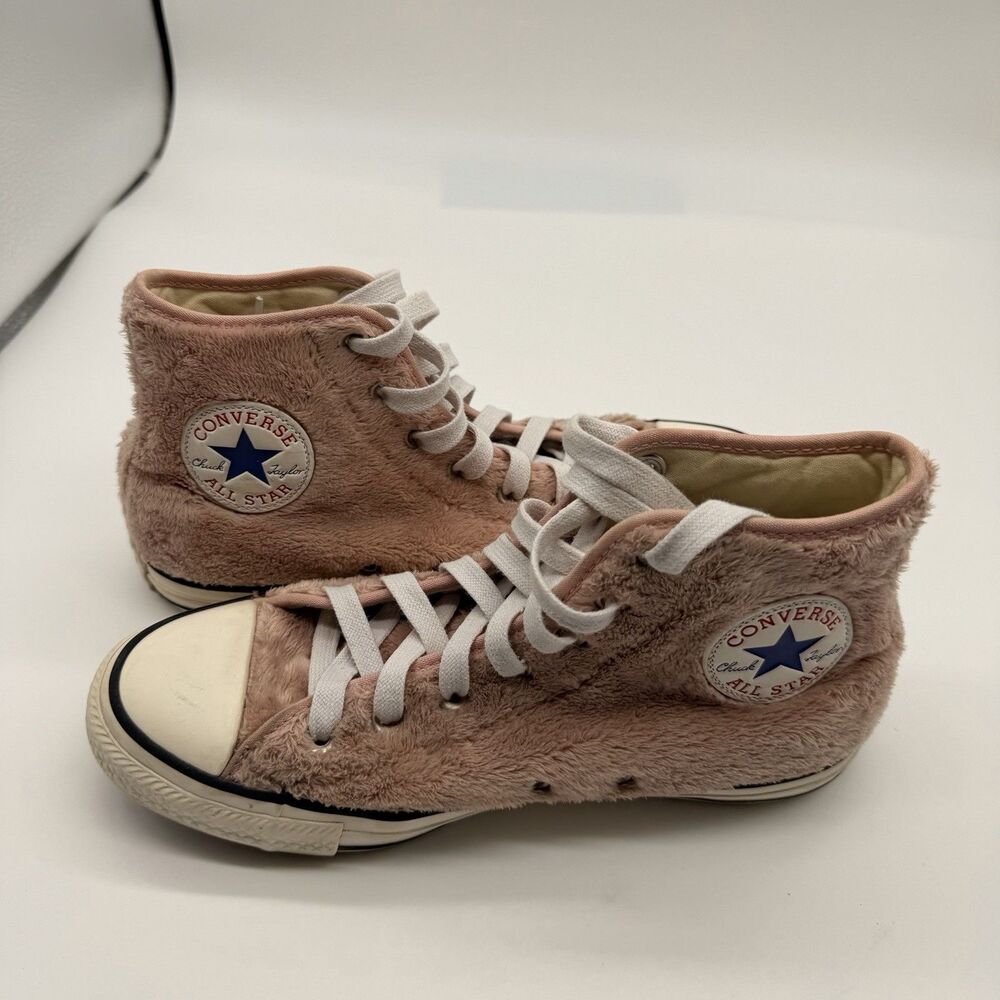 CONVERSE Chuck Taylor All Star High Top Woman's Pink Faux Fur Sneakers Size 7.5